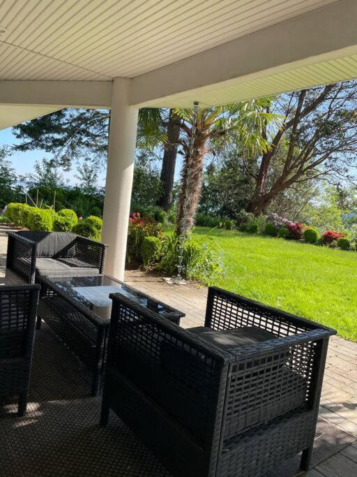 Saanichton Waterfront 2Br Suite With Superb Views المظهر الخارجي الصورة